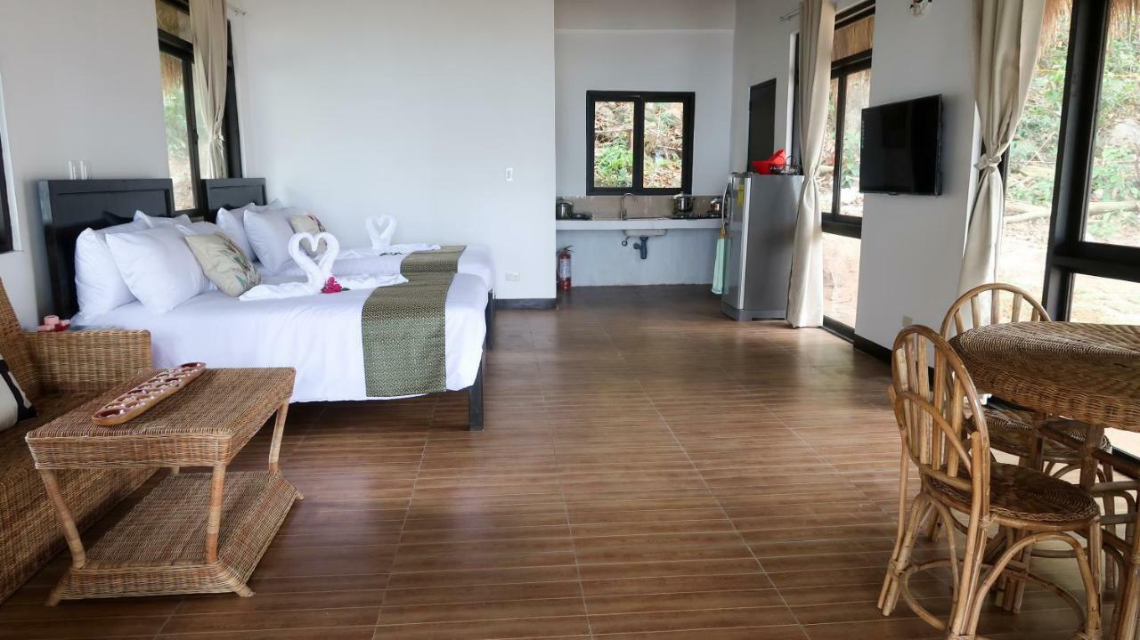 Moon Beach Villas El Nido Exterior foto
